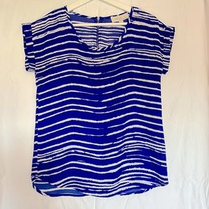 ✨Olive & Oak - Woman’s Blue & White Shirt with Zipper - Size XS